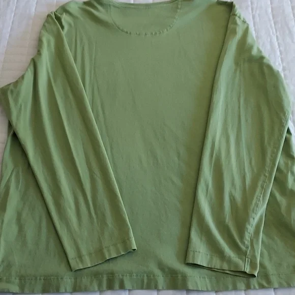 Tommy Bahama Men's Long-Sleeve Crewneck Pocket Shirt - Light Green - Picture 10 of 13